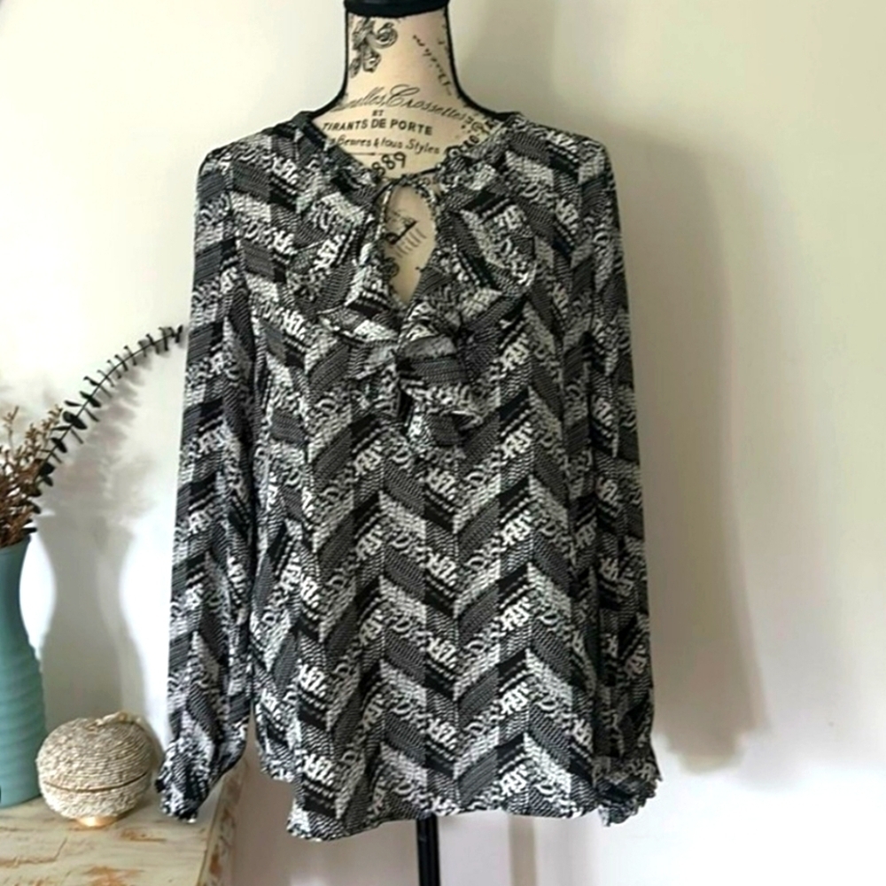 Karl Lagerfeld Black and White Ruffled Tie Front Blouse